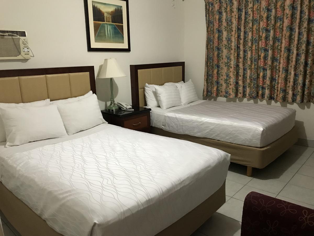Hotel Guillen Jr Tijuana Luaran gambar