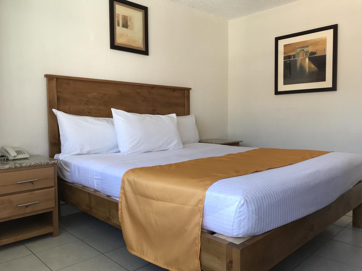Hotel Guillen Jr Tijuana Luaran gambar