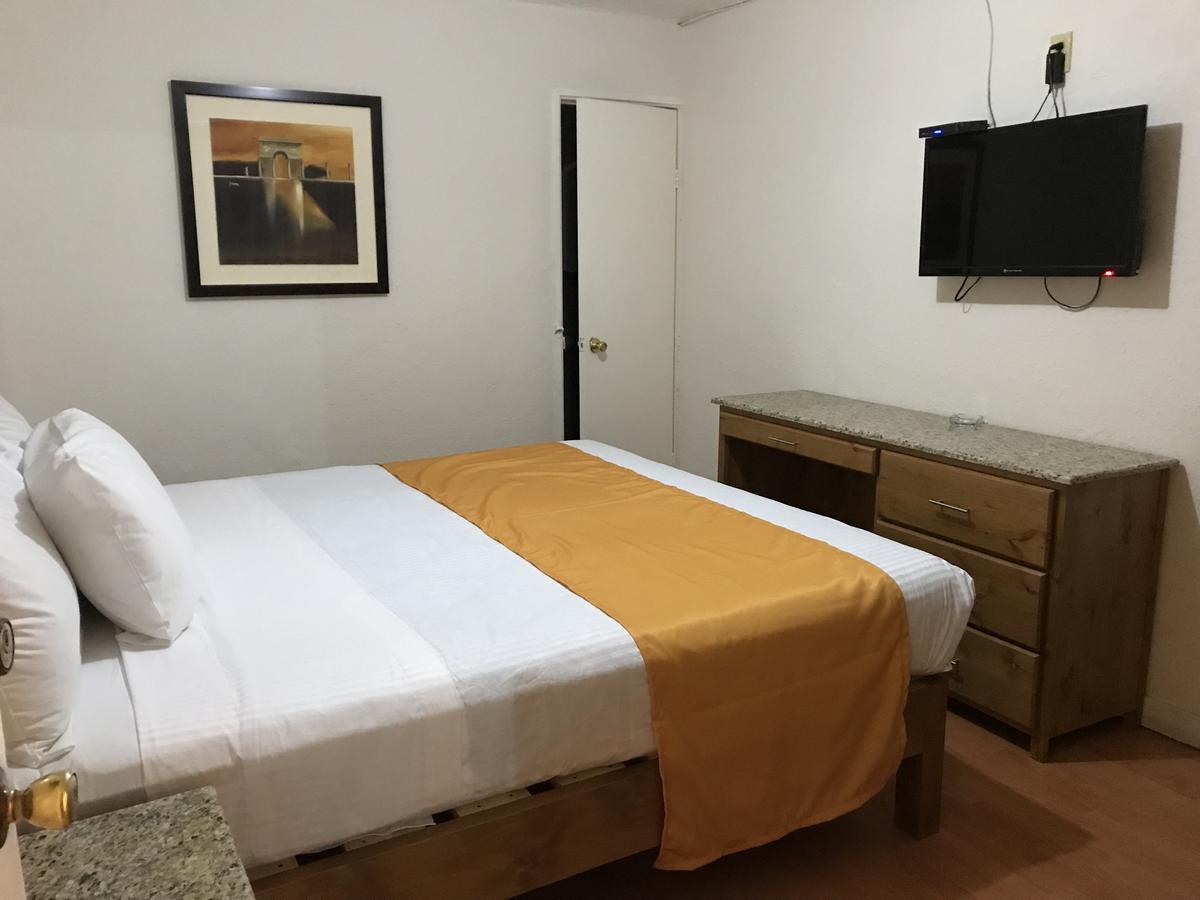 Hotel Guillen Jr Tijuana Luaran gambar