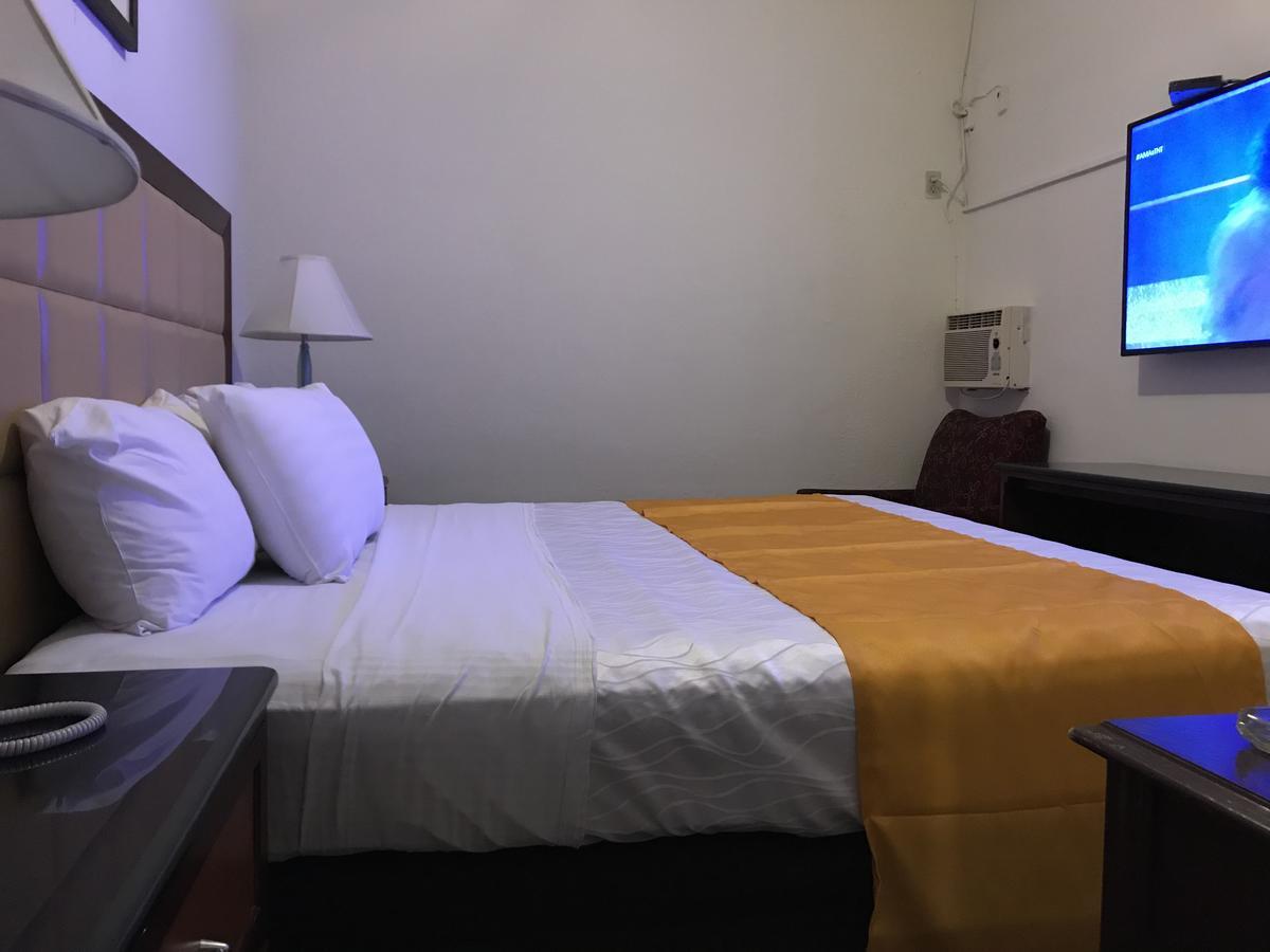 Hotel Guillen Jr Tijuana Luaran gambar