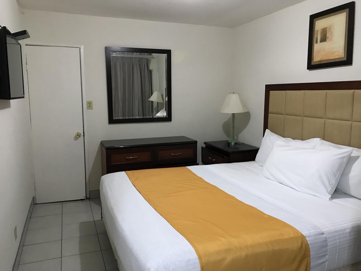 Hotel Guillen Jr Tijuana Luaran gambar